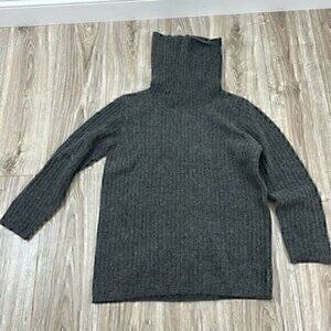 Rosanna Lambswool Blend Turtle Neck Sweater size medium women